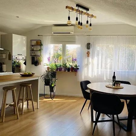 Apartman Centar *